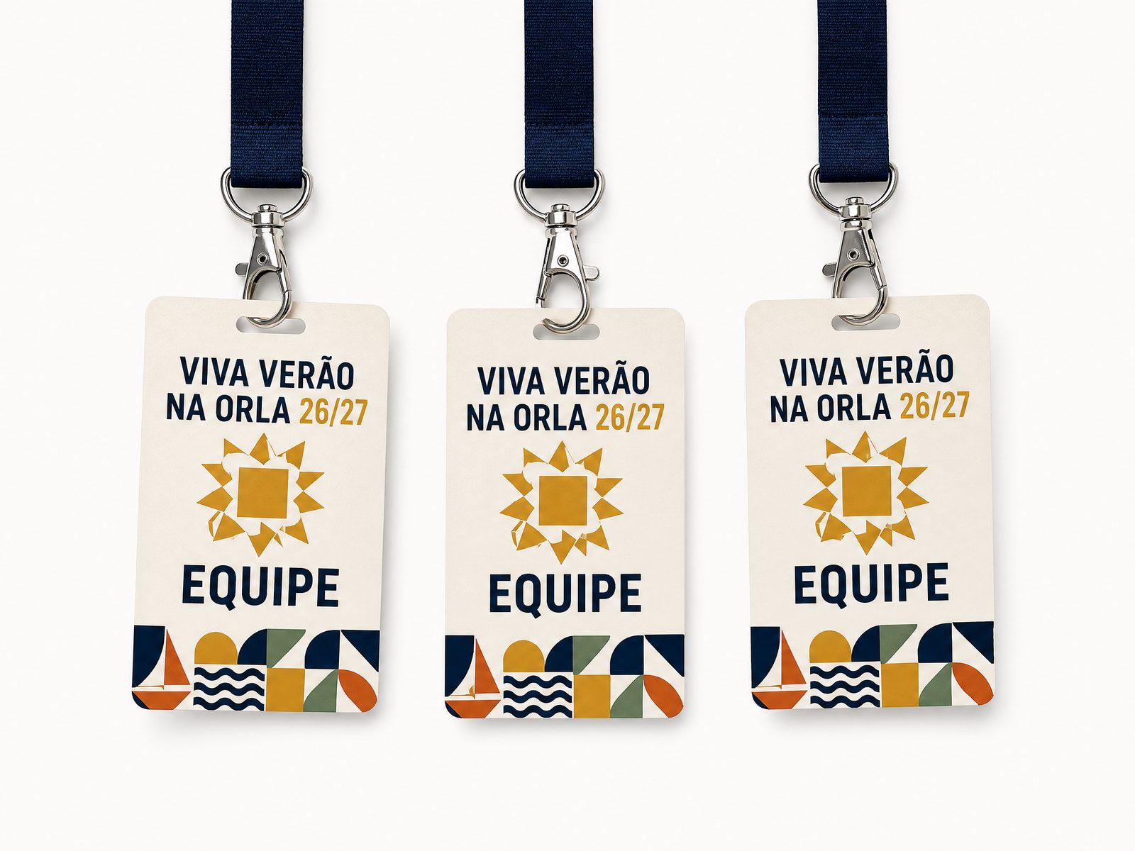 Credenciais de equipe com cordão e identidade do projeto